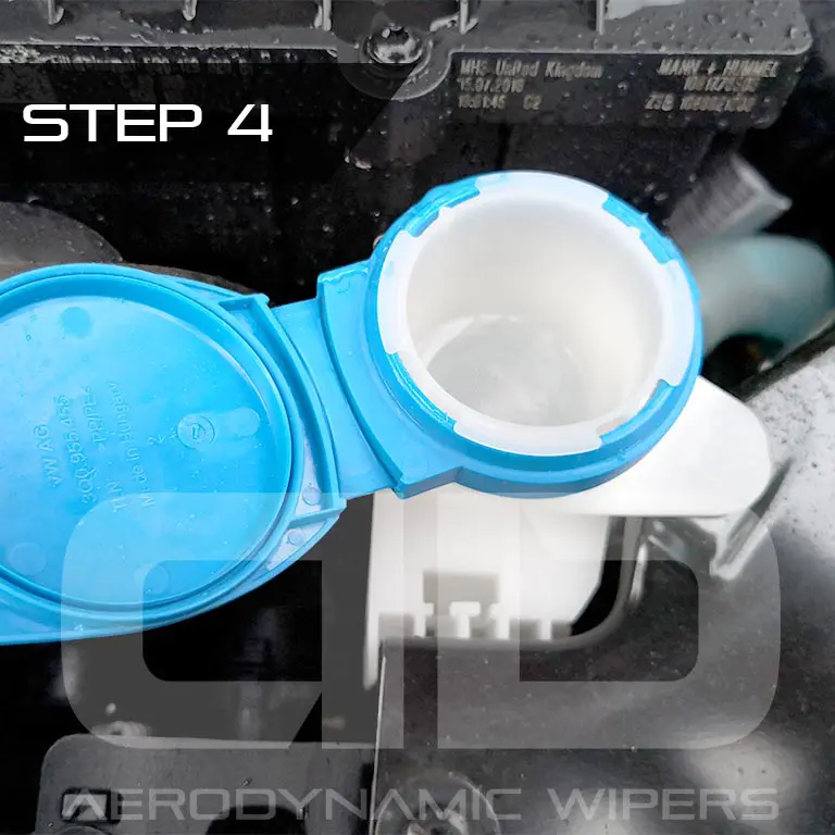 Glass Cleaning Tablets ADwipers Glass Cleaner Tablets Application Step 4